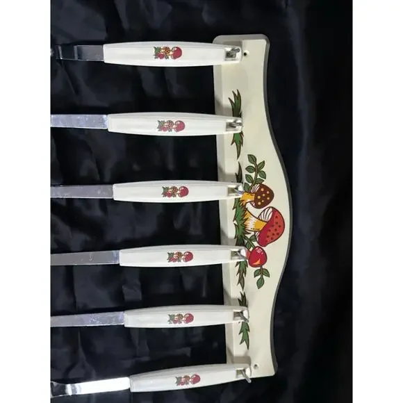 Sears Merry Mushrooms 7 Piece Kitchen Utensils Tool Set Wall Rack & Original Box